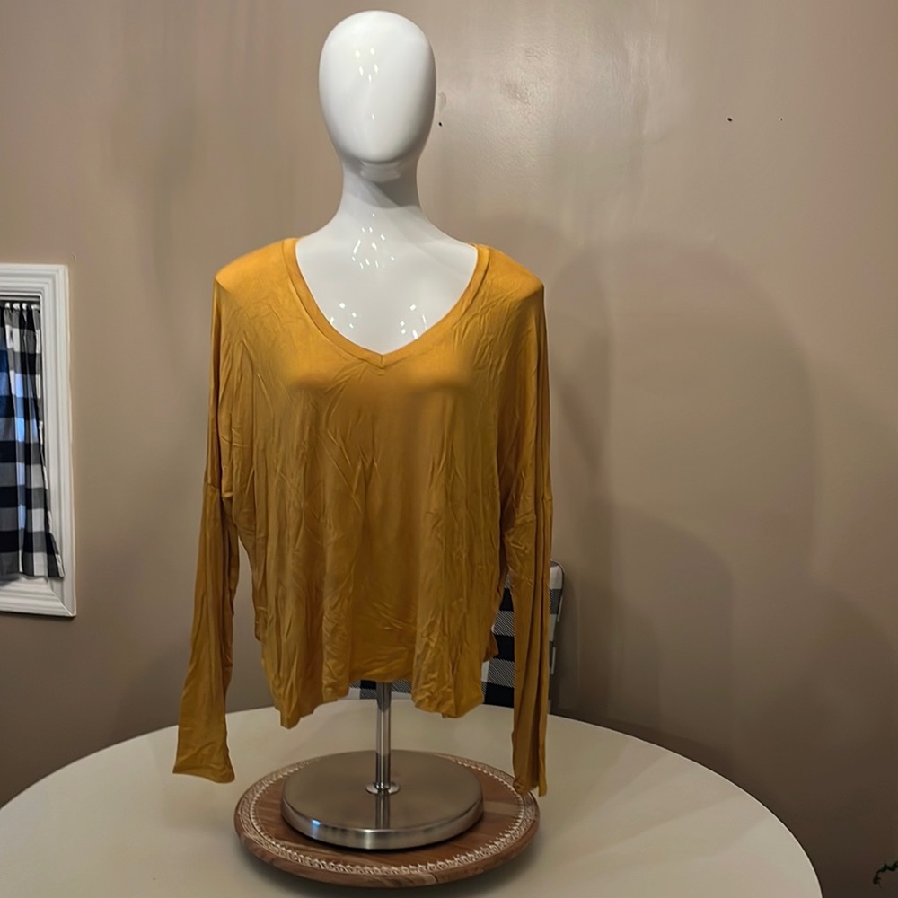 Mustard yellow long sleeve top